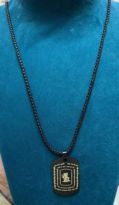 Hanuman Chalisa Pendant with Chain(Pack of 1)